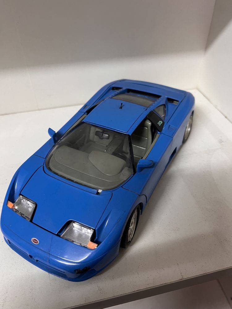 BBurago Bugatti 11GB 1991 escala 1/18