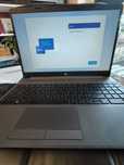 Laptop HP 250 G8 - 1 TB