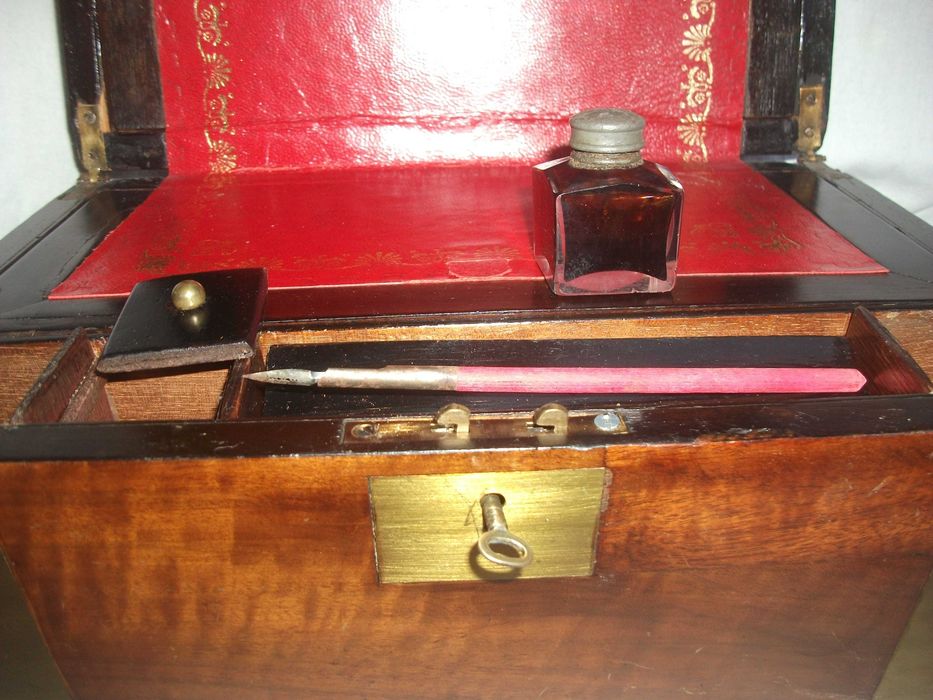 Caixa de escrita antiga século XIX
