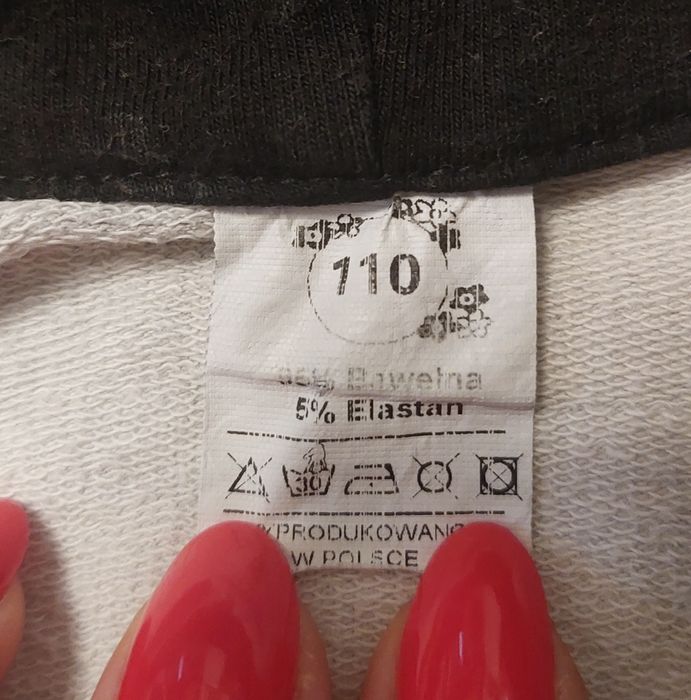 Bluza z kapturem rozmiar 110