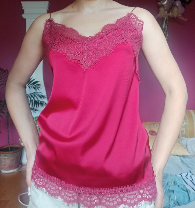 Майка червона сатинова