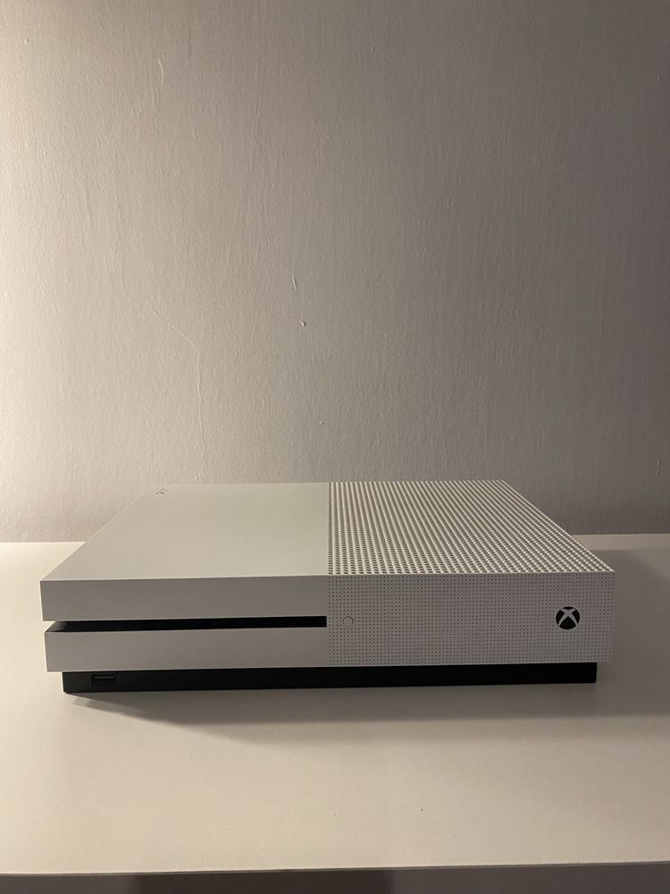 Jak nowy XBOX ONE S 500GB pad stojak kabel hdmi