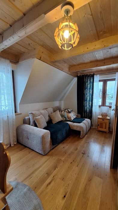 Pokoje I Apartamenty U Jambora z wyżywieniem zapraszamy.