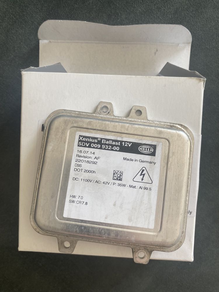 Блок розпалу ксенону Xenius 5dv 009 932-00