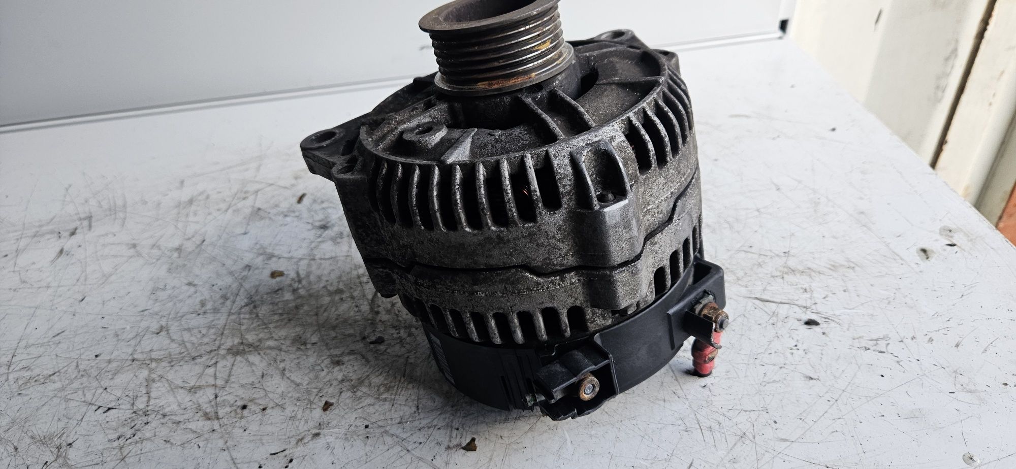 Ford Mondeo Escort Fiesta 1.8 2.0 Benzyna Alternator  90A