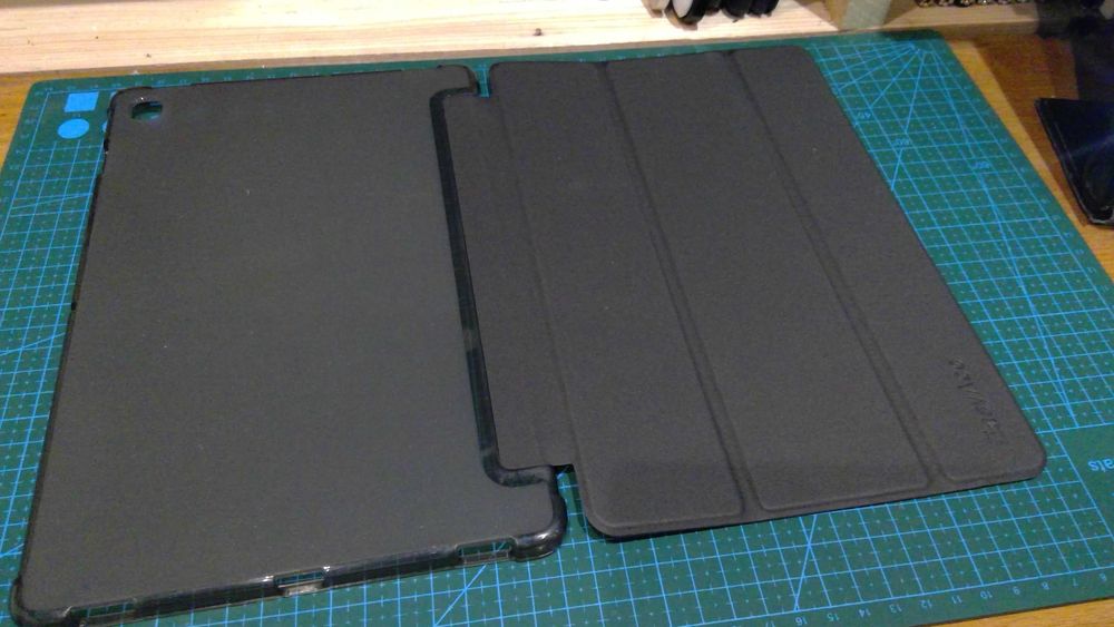 Etui model nieznany  E016