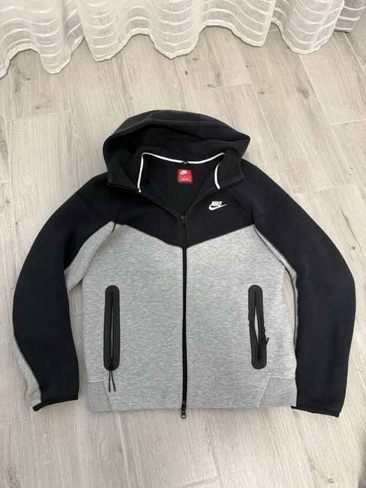 Nike tech fleece M