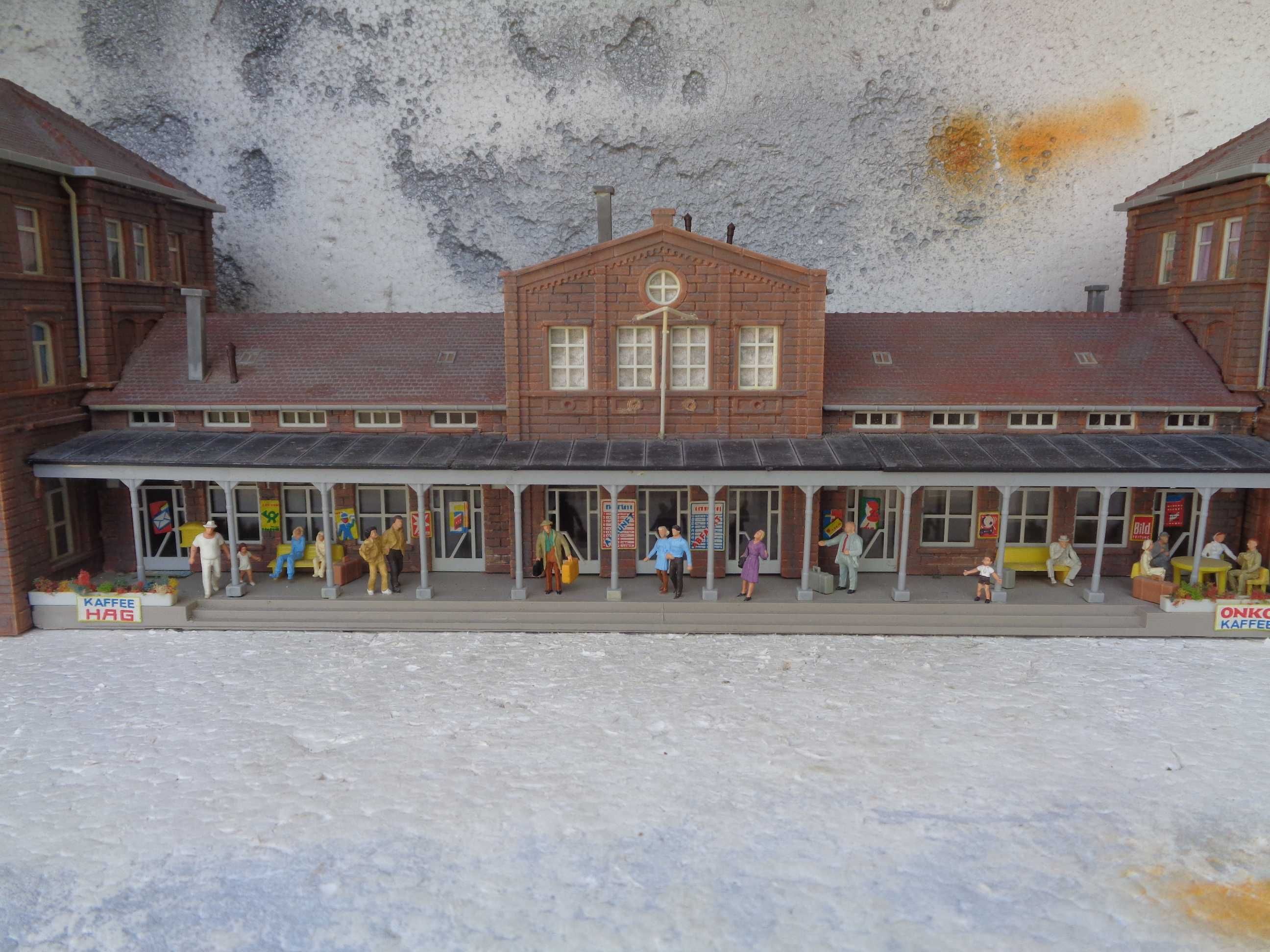 1:87 KIBRI Estação