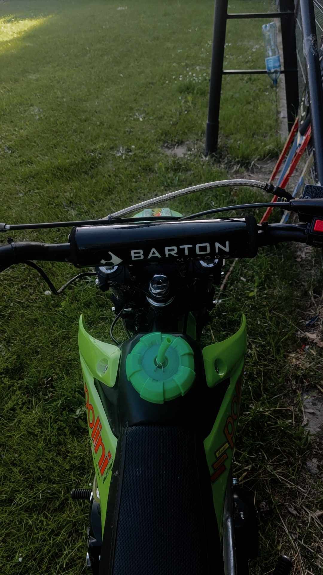 Cross Barton 125 CC