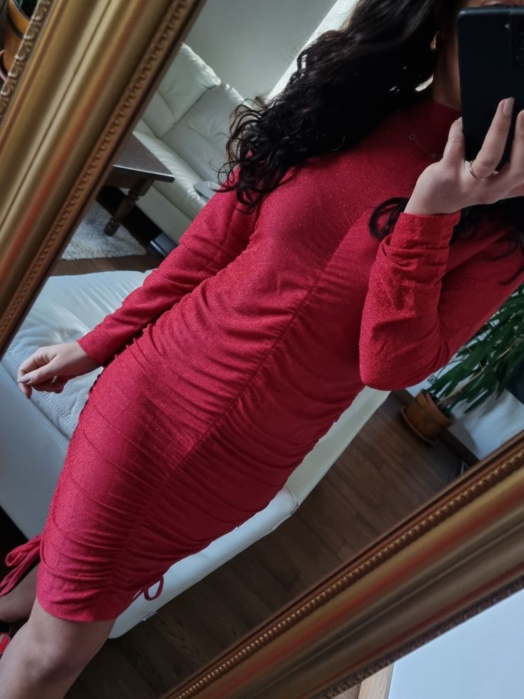 Czerwona brokatowa sukienka na święta, sukienka na sylwestra r. M