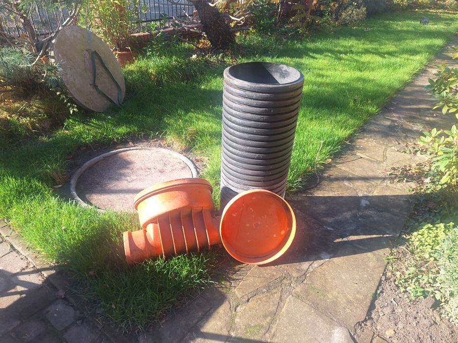 Studzienka kanalizacyjna  przelotowa 400