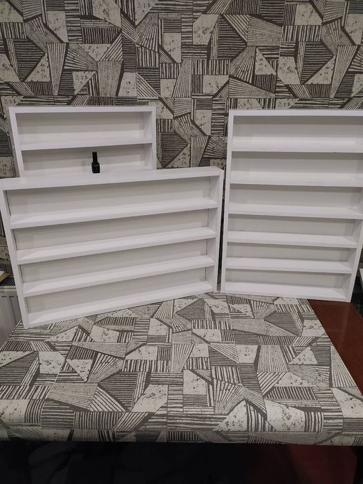 Акція!!!  Поличка для гель лаків різних кольорів