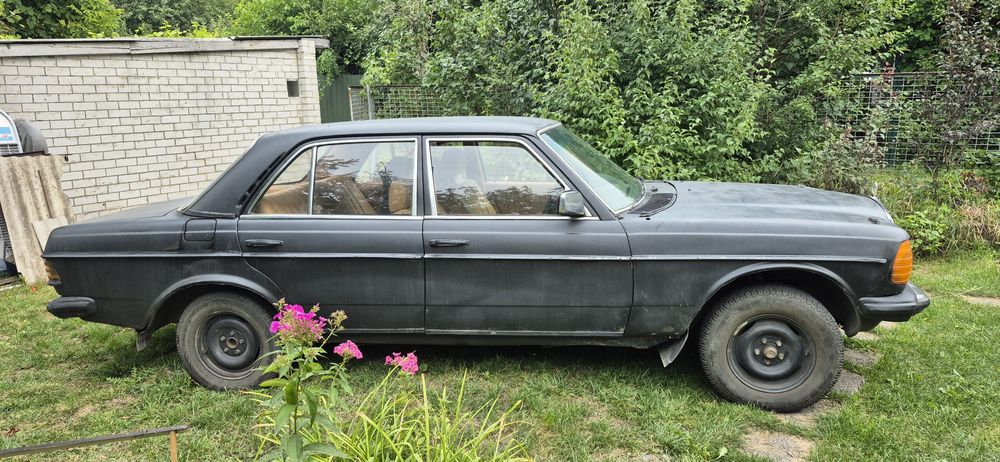 Mercedes-Benz  W 123 3.0D