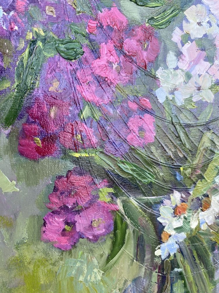 Martwa natura z kwiatami namalowana farbami olejnymi