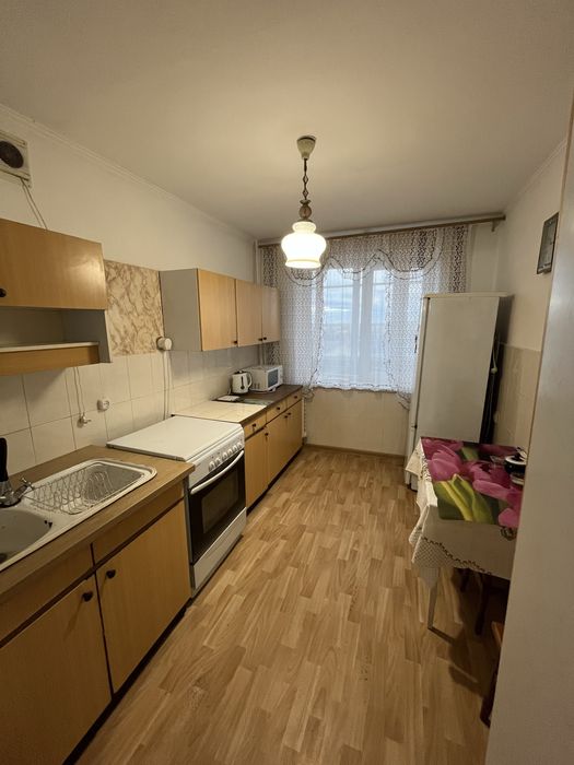 Здам в оренду 3 кімнатну квартиру в районі Політону