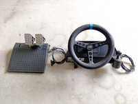 Volante Thrustmaster para PC