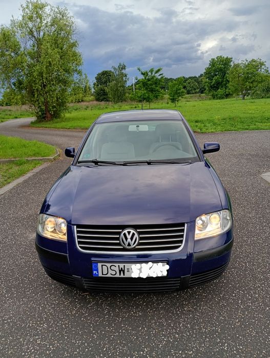 VW Passat B5 FL 1.6 8v 102 KM BEZWYPADEK klimatyzacja SERWIS bez RDZY