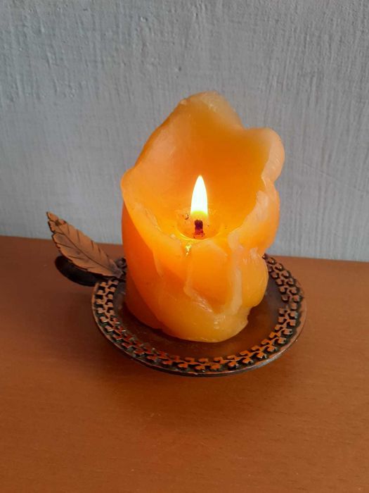 Świecznik na grubą świecę