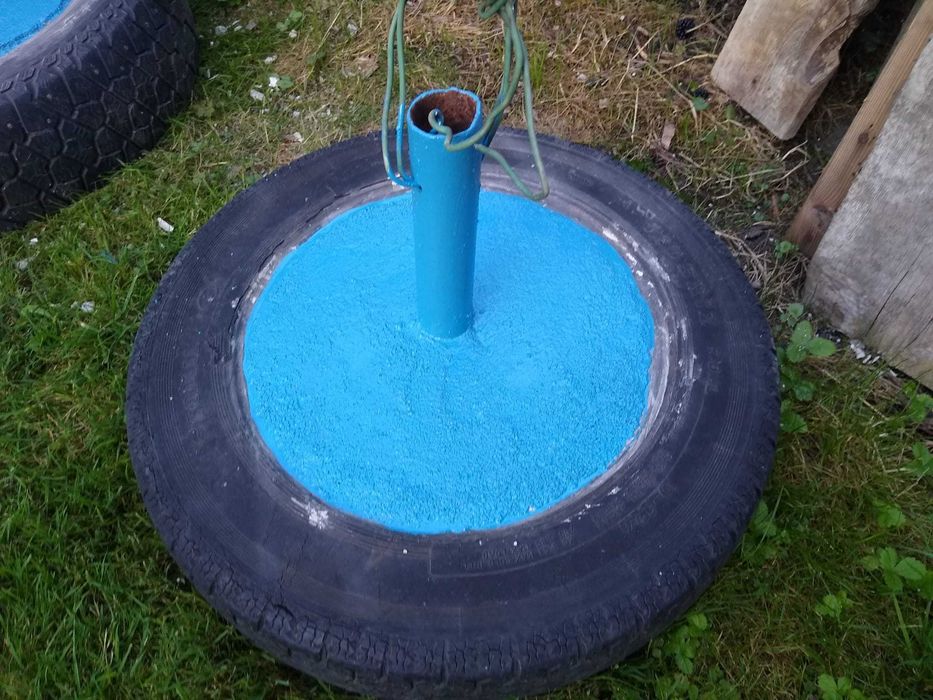 Betonowy stojak pod parasol