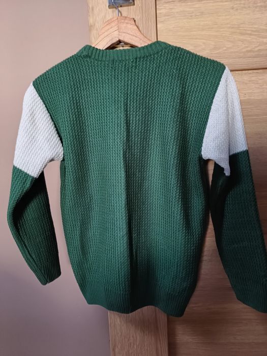 Sweter dla chłopca, r. 140