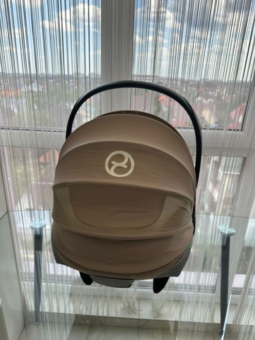 Продам автокрісло Cybex