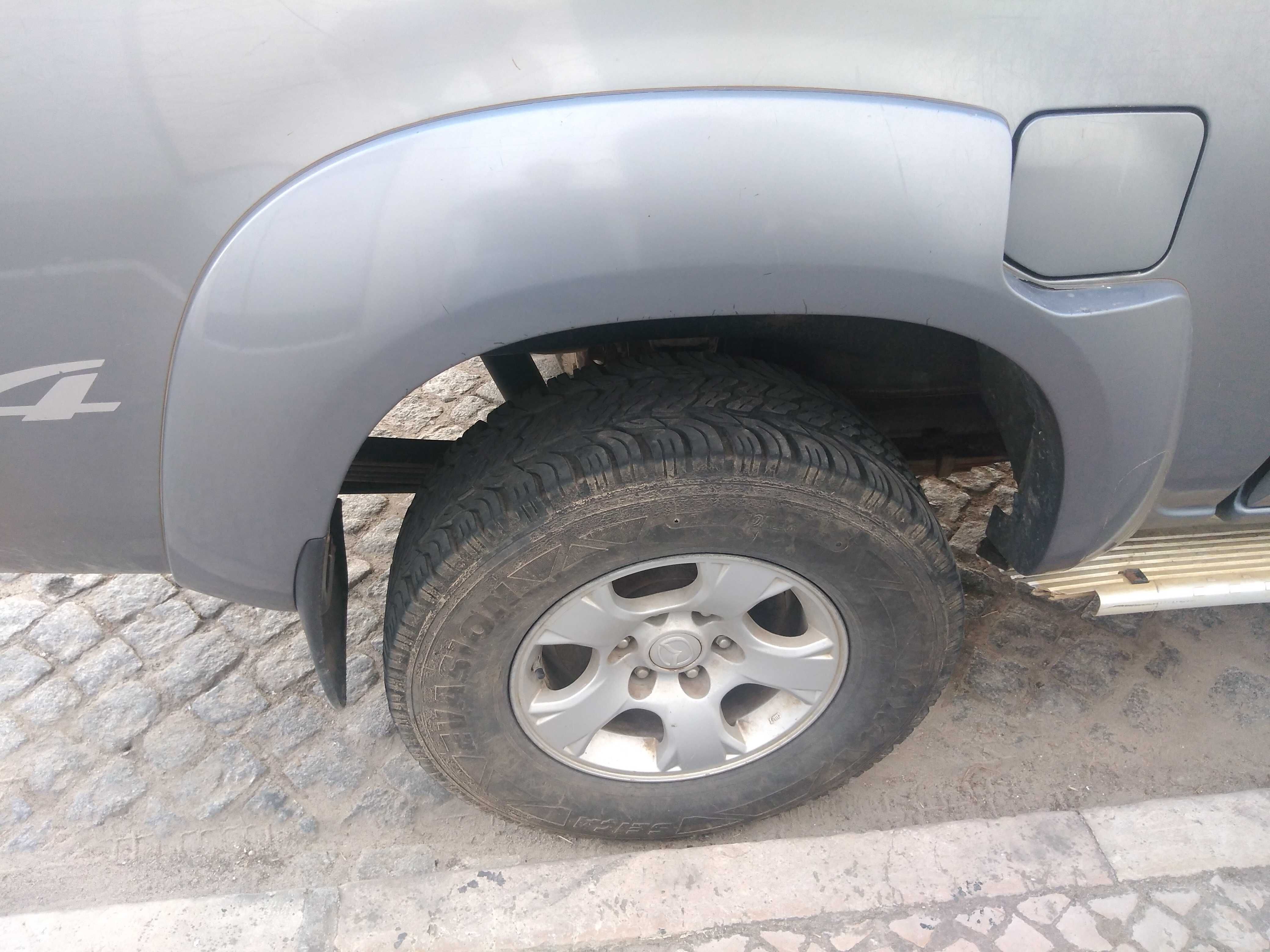 Mazda bt50 em muito bom estado
