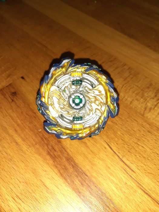 Beyblade Burst 6 season Дюновий Фафнір