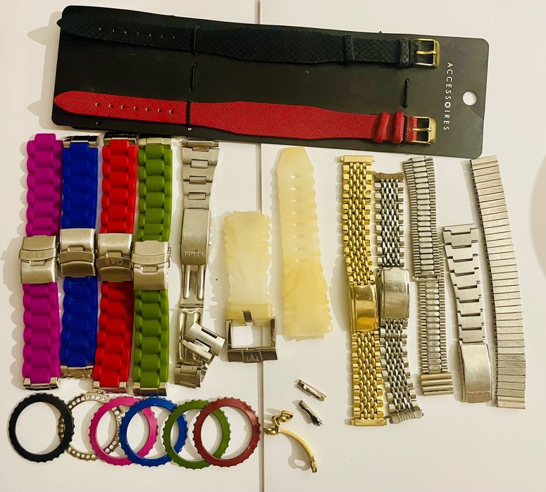 BAYARD, relógio parede,14 relógios de pulso avariados e 13 braceletes.