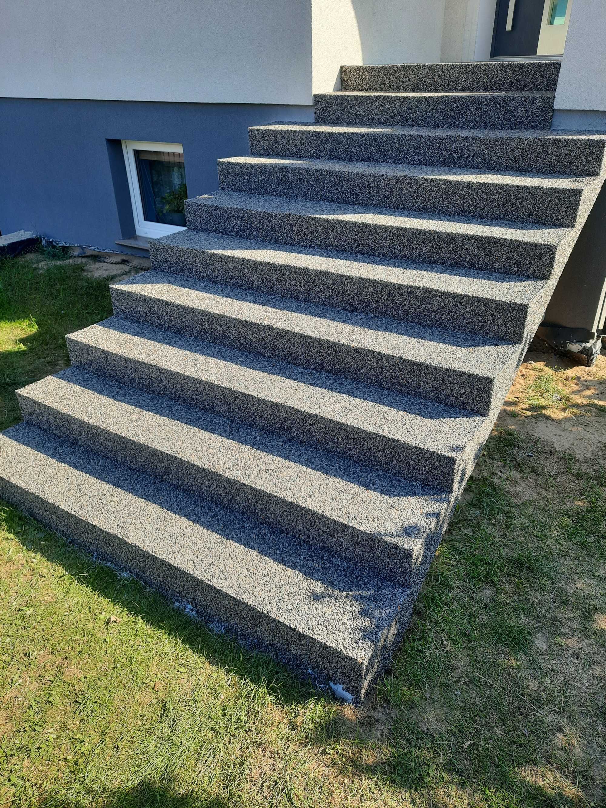 Remont renowacje balkonu tarasu. Hydroizolacja. Dywan kamienny. Żywica