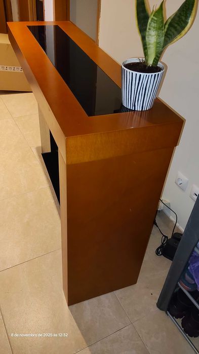 Consola Love com espelho