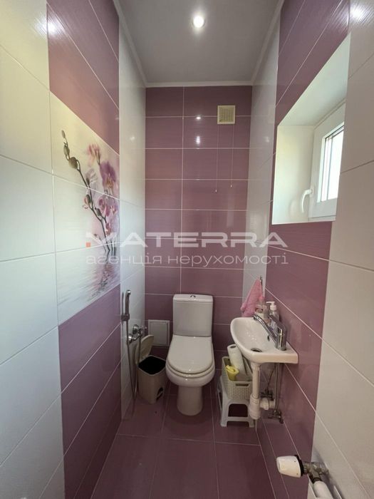 Продаж сучасного будинку в Забірʼє 1 лінія від лісу