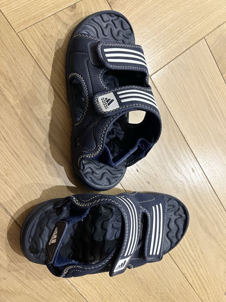 Sandały adidas r 36 pianka lekkie unises
