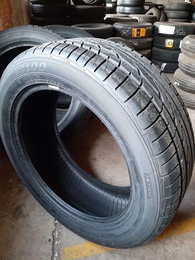 4x Opona nieużywana letnia 255/50R19 SUMITOMO BC100 A3996