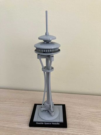 Seattle Space Needle (LEGO Architecture 21003)