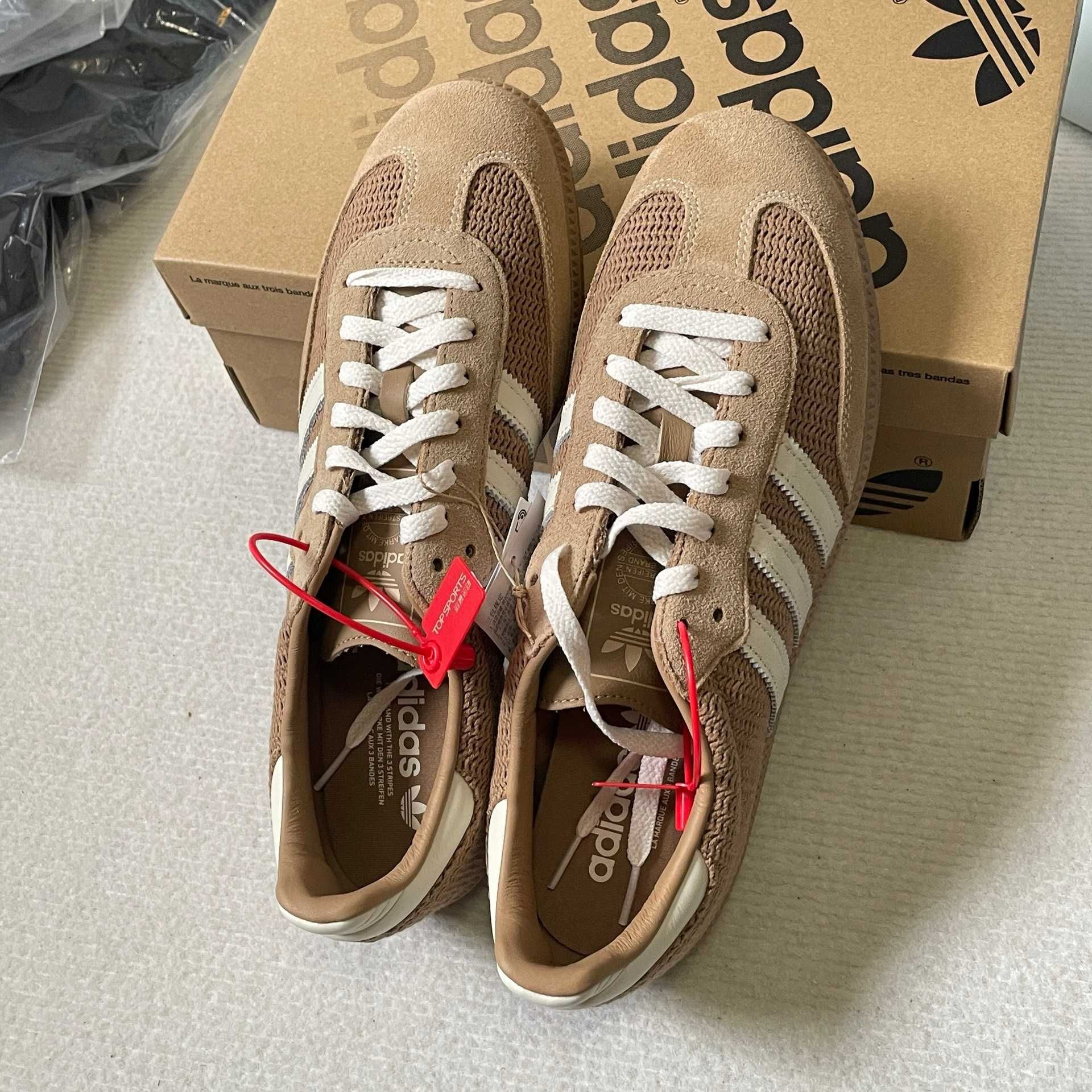 AdidasSambaOGUnisextrampkiCardboard.37