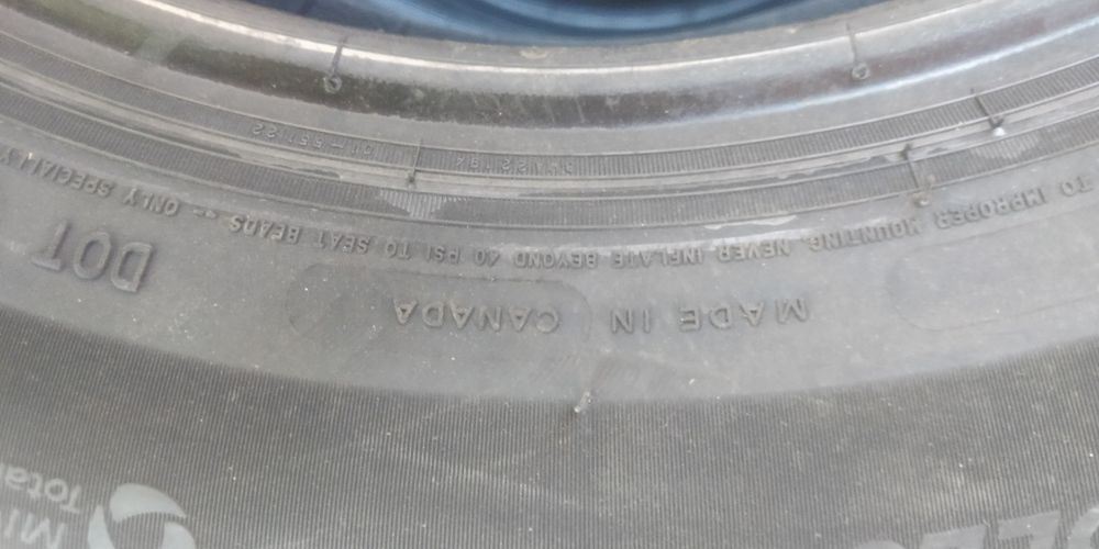 Michelin X-Ice Snow  215/60 R16