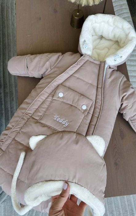 Зимовий конверт-комбінезон з натуральною овчиною всередині