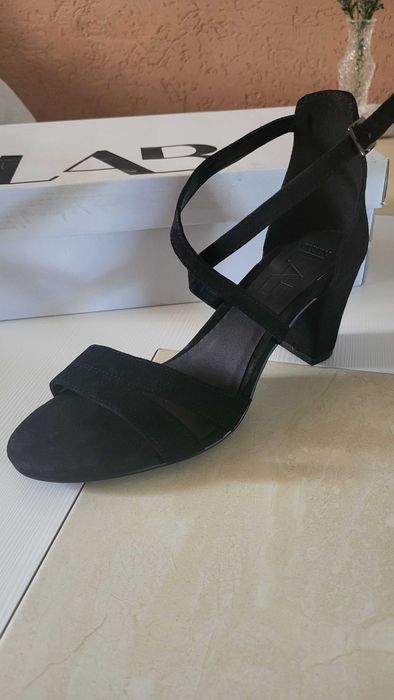 Замшеві сандалі (Аnswear Lab)