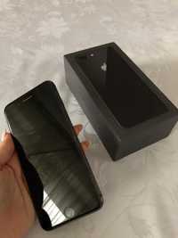 iPhone 8 plus czarny 64GB