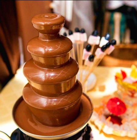 Аренда шоколадного фонтана и аппарата для сладкой ваты