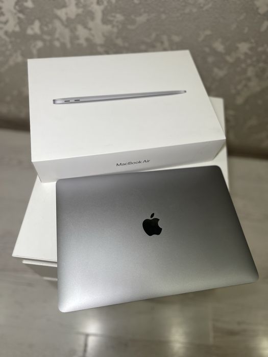 MacBook Air M1 (13”, 2020)