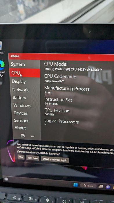 Ноутбук/Планшет Microsoft Surface Go 2  4/64Gb Type Cover