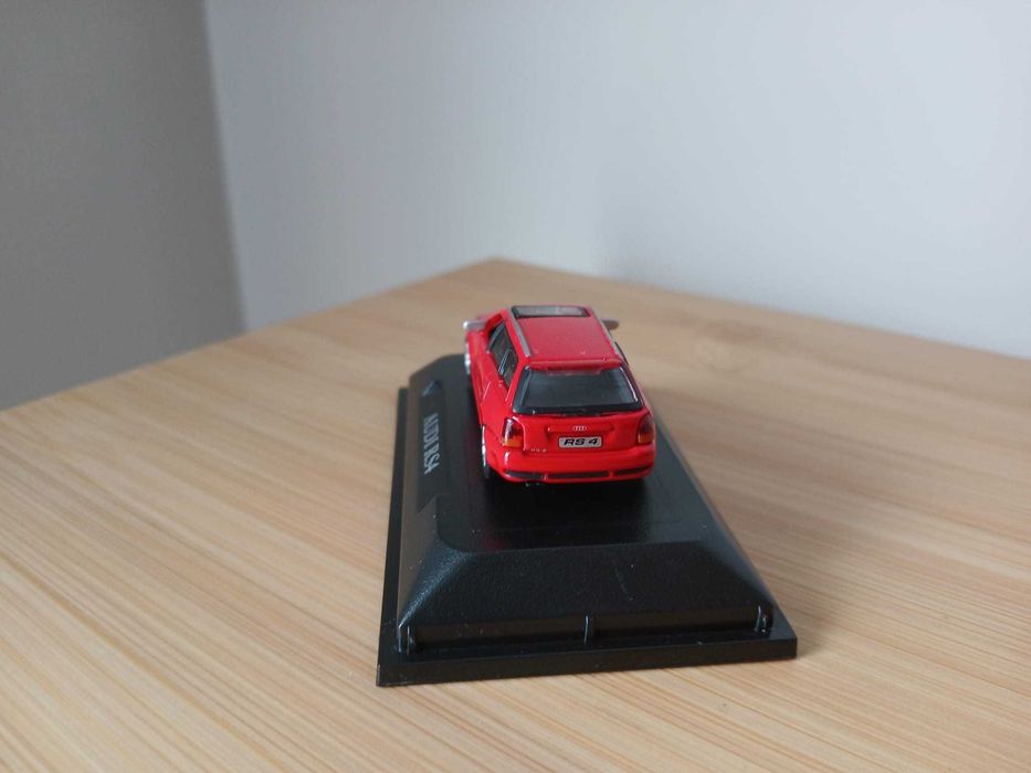 Audi RS4 Miniatura Schuco