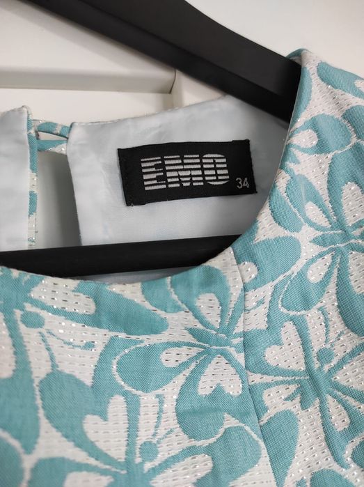 Sukienka żakardowa srebrno-błękitna na wesele/karnawał