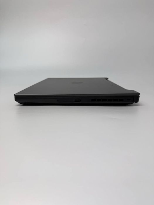 Asus TUF F15 | i7-12700H | RTX 4070 8 ГБ | 32/1 ТБ |144 Гц 100% sRGB