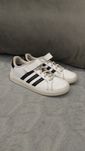 Buty adidas dla chłopca 35 rozmiar