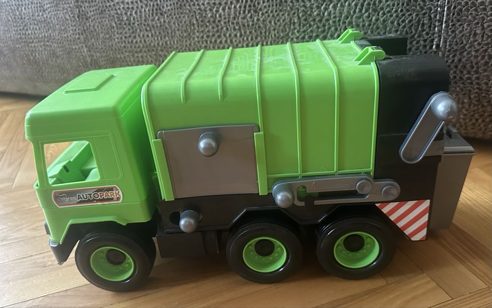 Машина мусоровіз