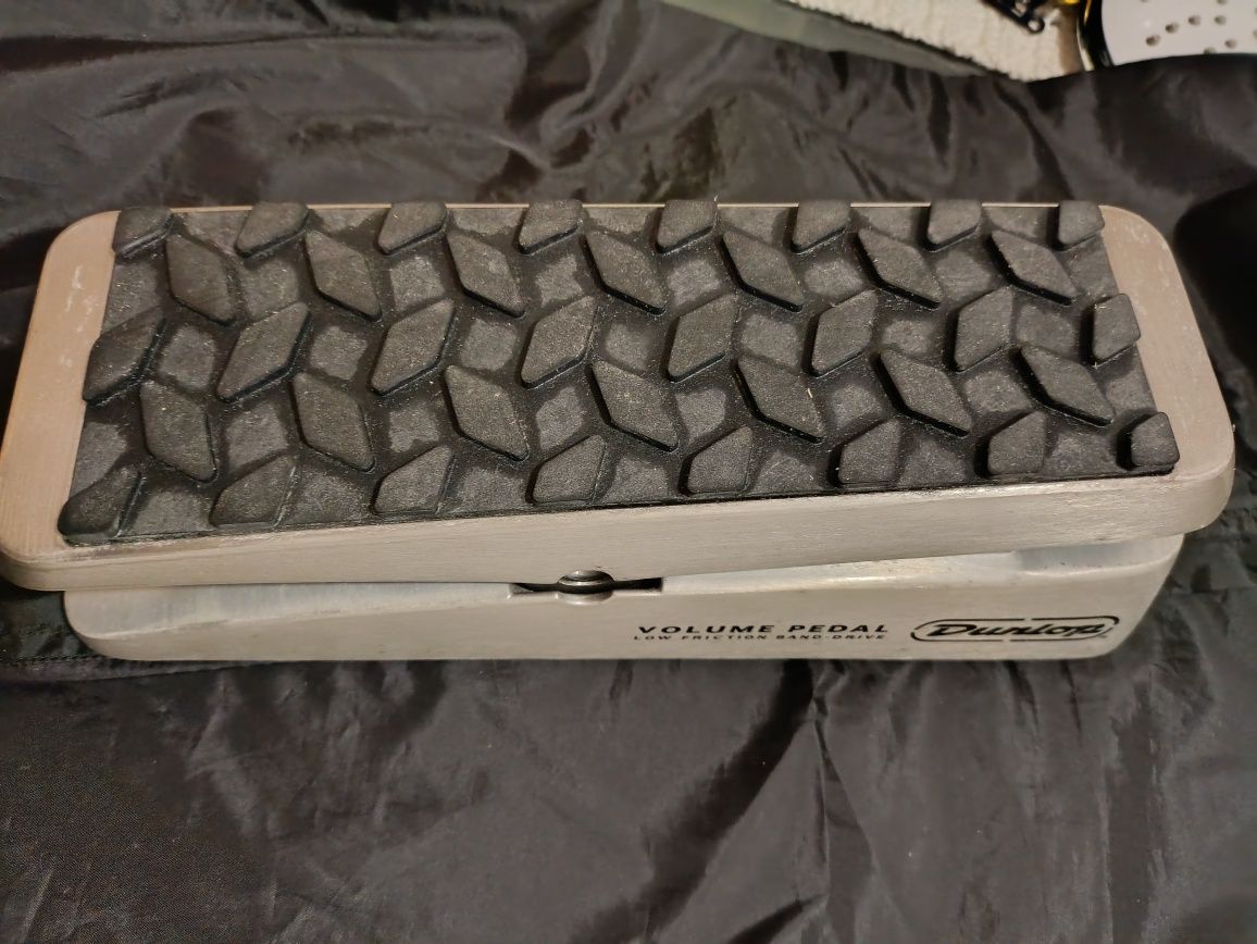 Pedal Dunlop volume