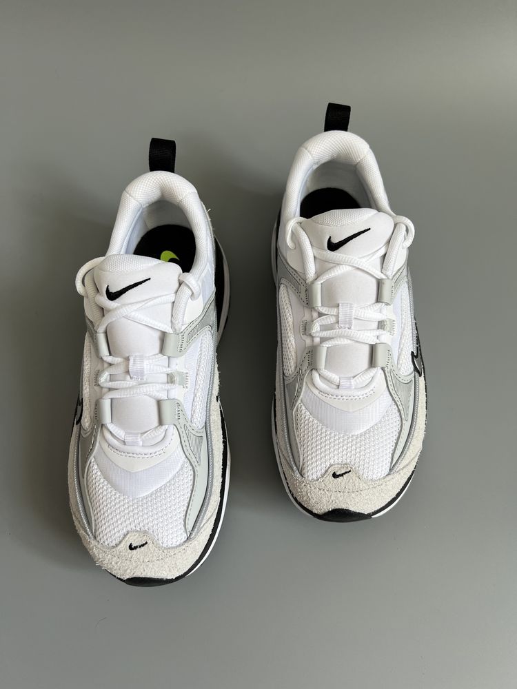 Кросівки Nike Air Max Bliss, 24 см US 7