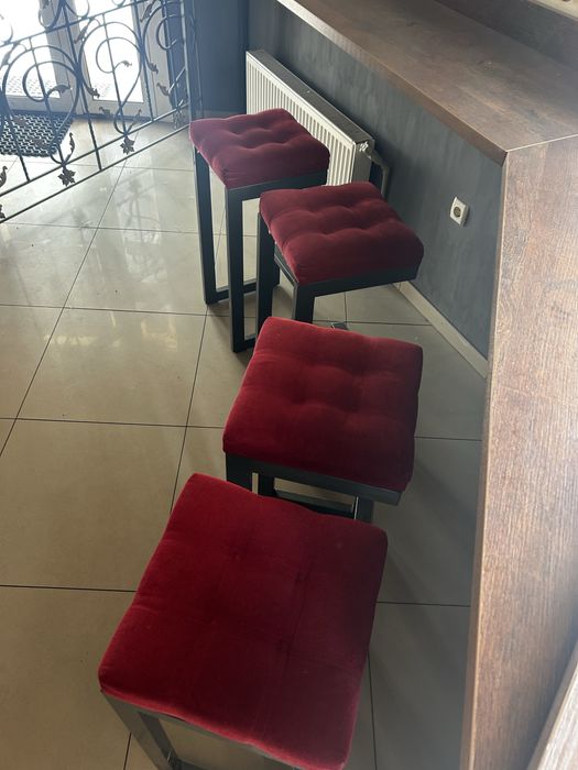 Продам стільці в доброму стані